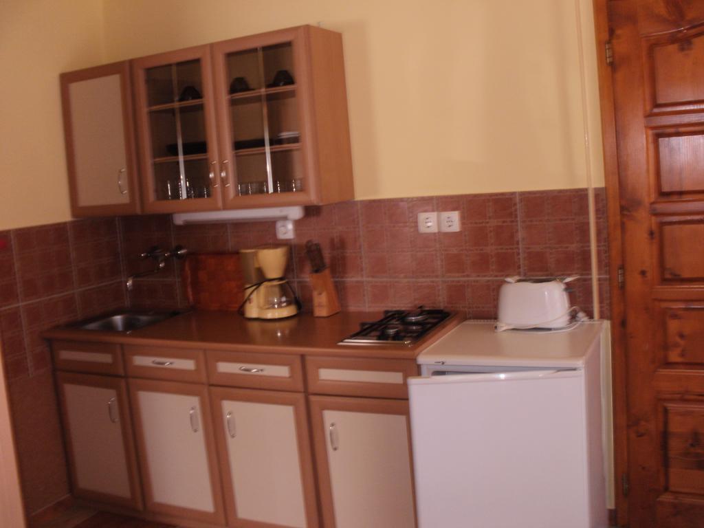 Bodzavirag Apartman ซาลาคาโรส ภายนอก รูปภาพ